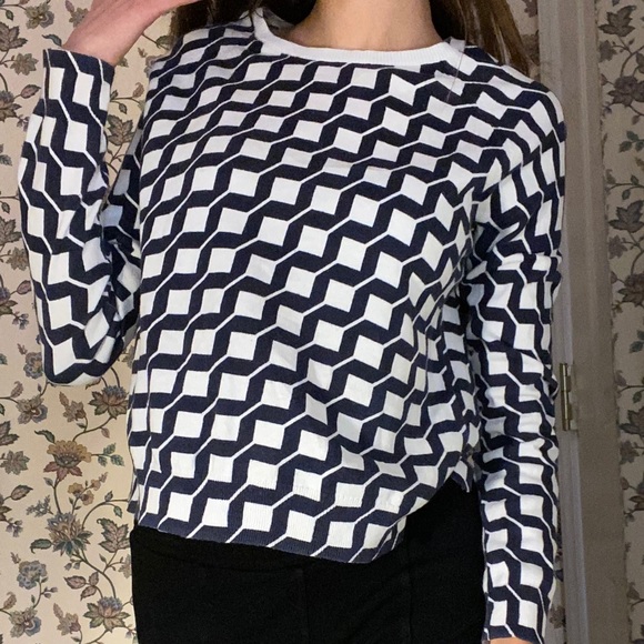White & Navy Grid Pattern Sweater - Picture 2 of 6